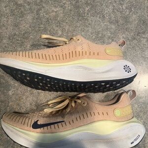 Nike react infinity run 4, mens sz 11